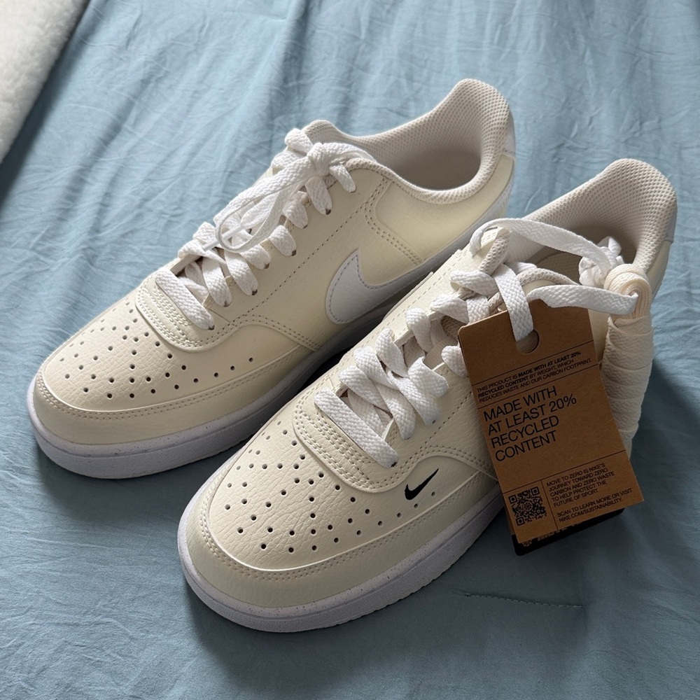 Nike Women’s Cream/White Athletic Sneakers